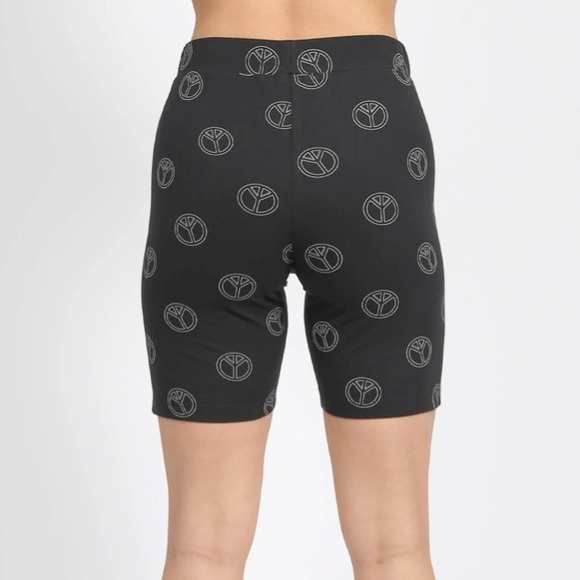Brunette The Label - The "PEACE SIGN" Biker Shorts - Picture 2 of 5